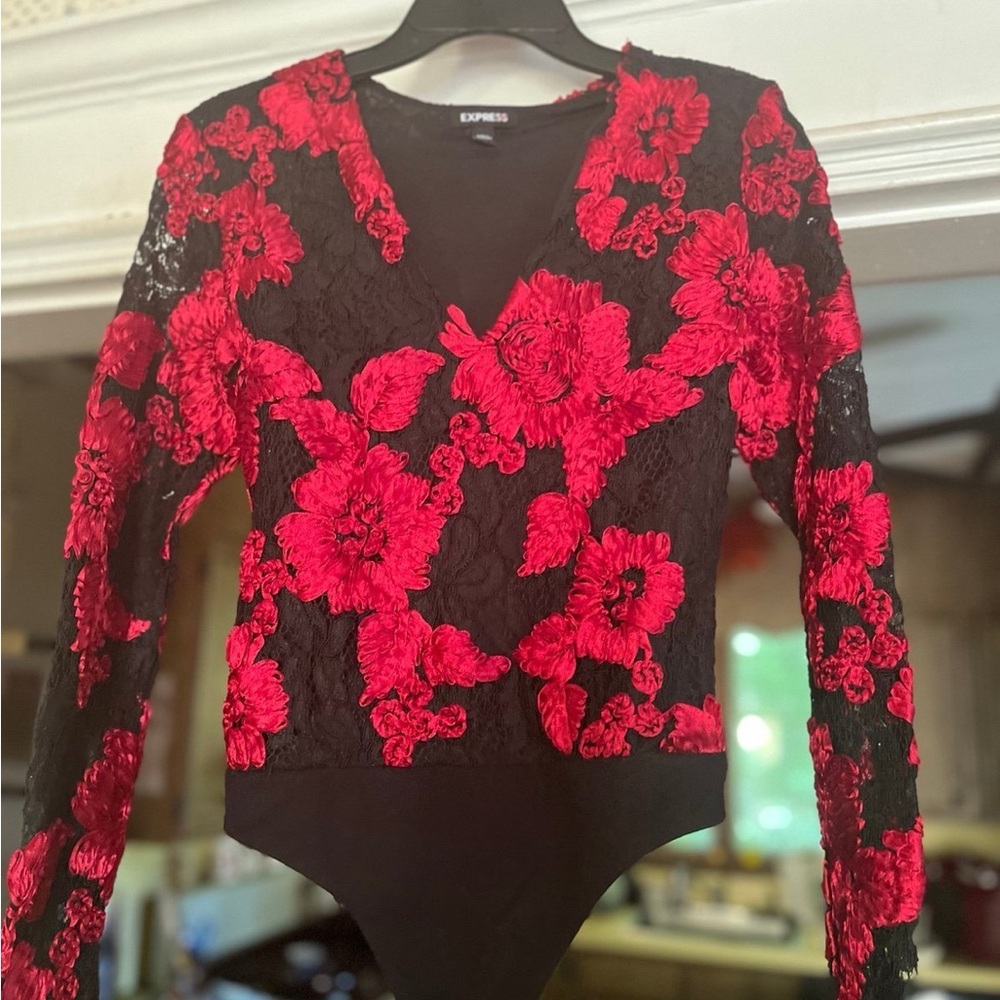 Express Women's Black and Red Floral Lace Top